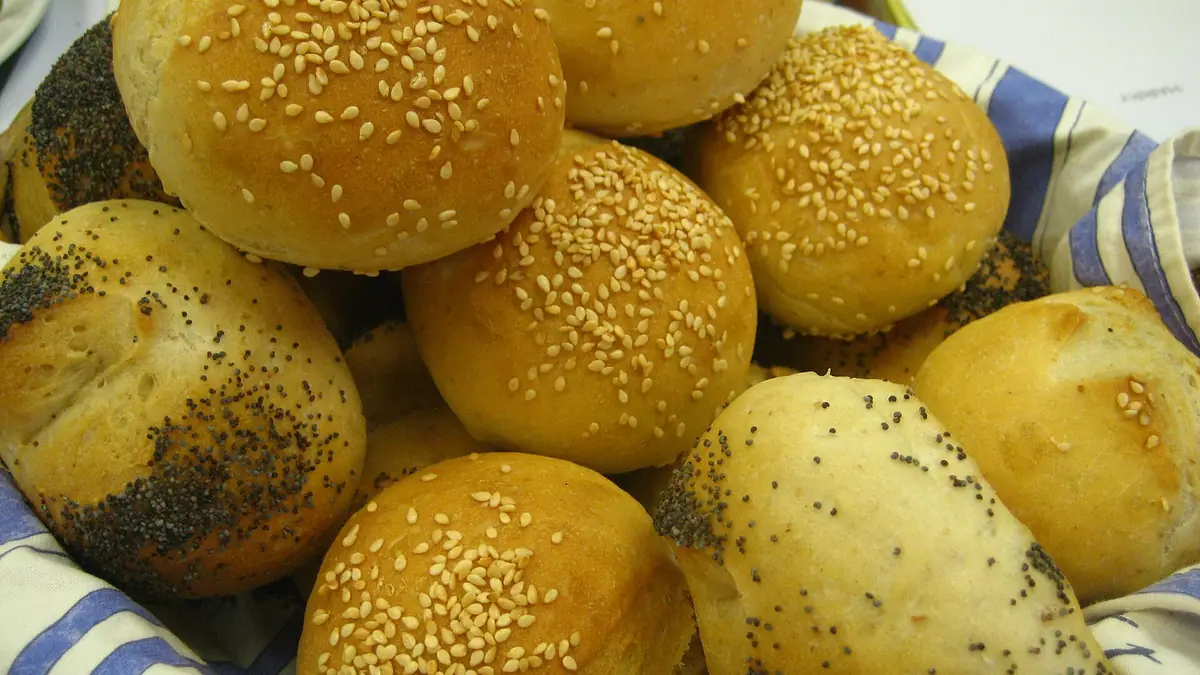Bakery bakes